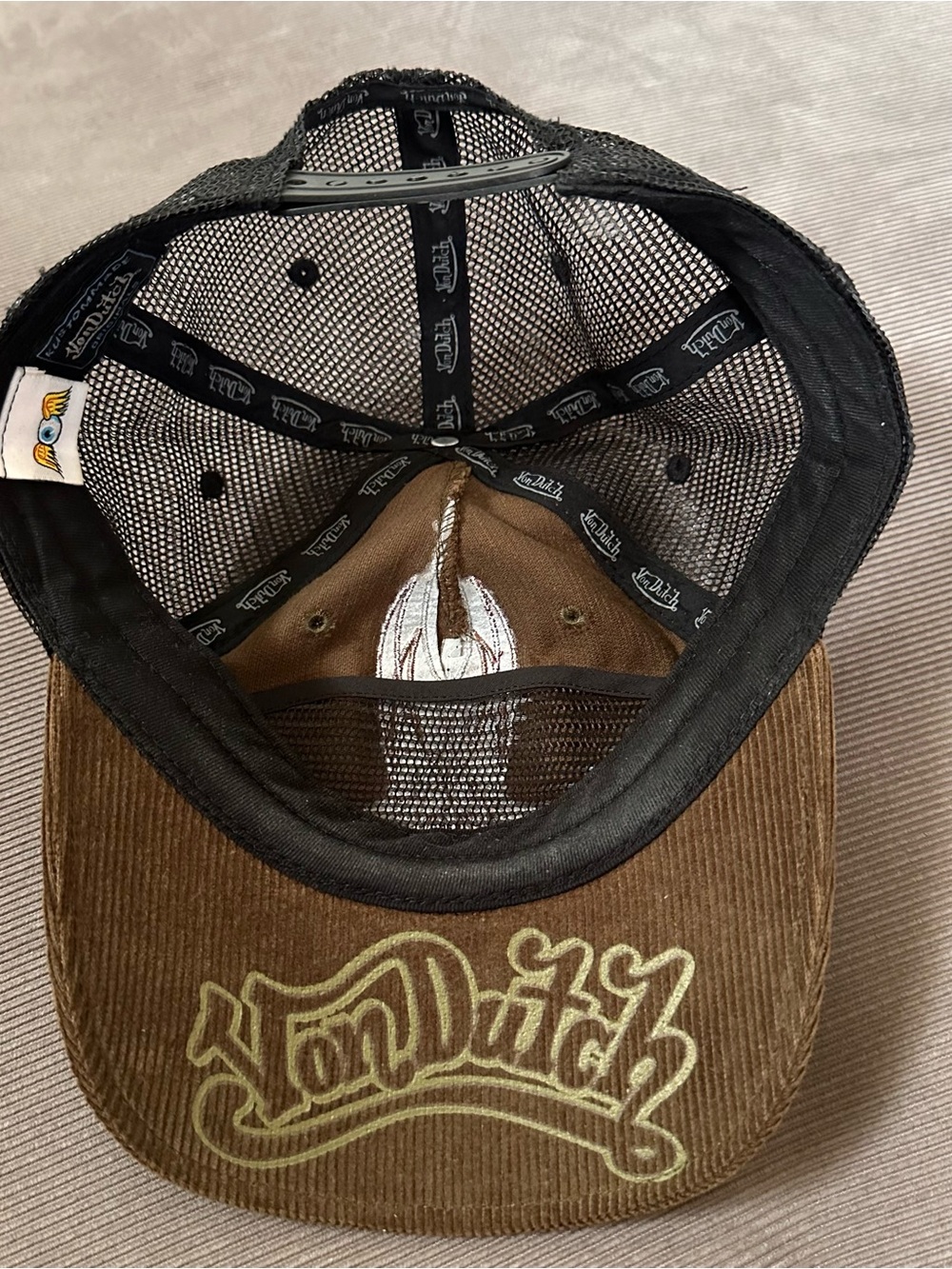 VON DUTCH ORIGINALS VINTAGE AUTHENTIC TRUCKER HAT - BROWN CORDUROY & BLACK MESH - Picture 6 of 7